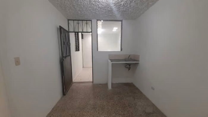 Casa en Venta Planos de Llano Largo Zona 18 Guatemala - Imagen 8