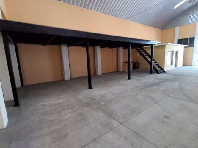 Bodega en Renta Zacapa a 600 mts Carretera al Atlántico