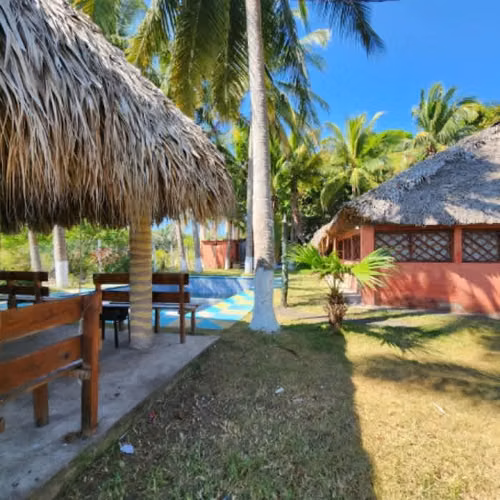 Casa Vacacional en Venta Monterrico,