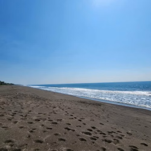 Casa Vacacional en Venta Monterrico,