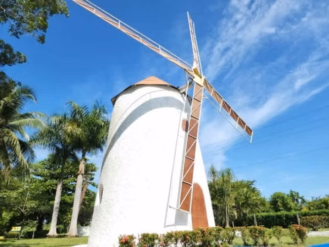 Terreno de esquina en Venta TorreMolinos, vacacional