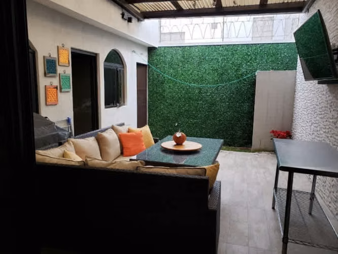 CASA EN VENTA EN CARRETERA A EL SALVADOR