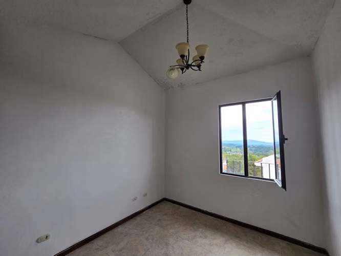 VENTA DE CASA EN CONDOMINIO LAZOS DE FRAIJANES | Km.20 CAES - Imagen 13