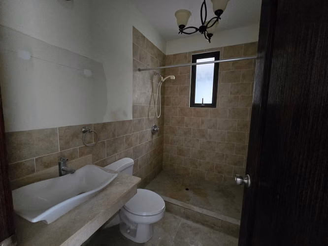 VENTA DE CASA EN CONDOMINIO LAZOS DE FRAIJANES | Km.20 CAES - Imagen 7