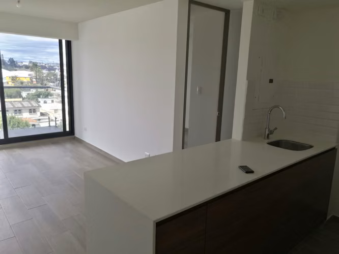Venta de apartamento en Edificio Aralia | Zona 11 - Imagen 3