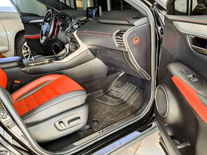 2019 LEXUS NX300 F SPORT 2.0L 4CIL TURBO 243CV RECORD D AGENCIA - Imagen 19