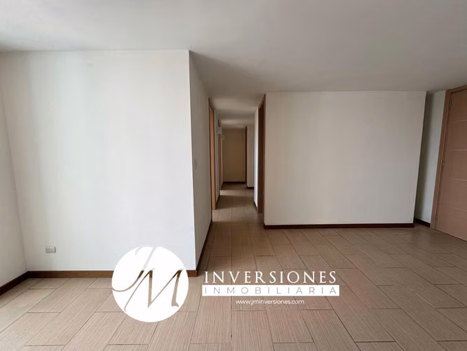 Apartamento en Renta Zona 14