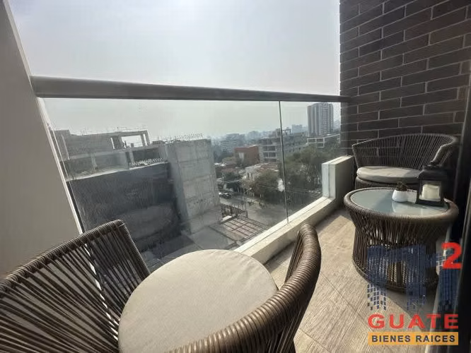 Vendo Apartamento en Zona 15 - Imagen 11