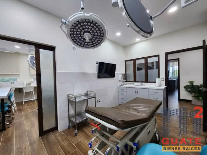 Vendo Clínica en Zona 10 - Imagen 17