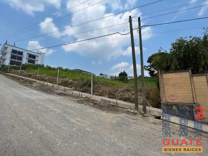 Alquilo Terreno en Coban