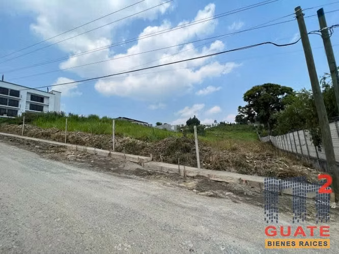 Alquilo Terreno en Coban