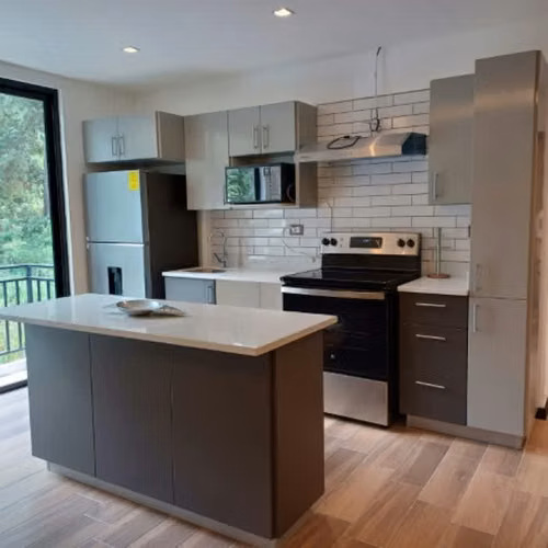 Apartamento Amueblado en Renta en Kanajuyú Zona 16 - Imagen 4