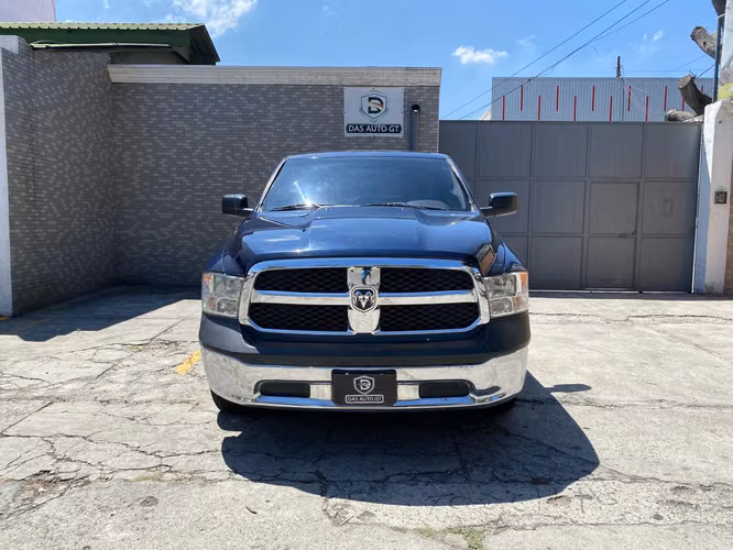 Dodge Ram 1500 ST Automática Importado Modelo 2013