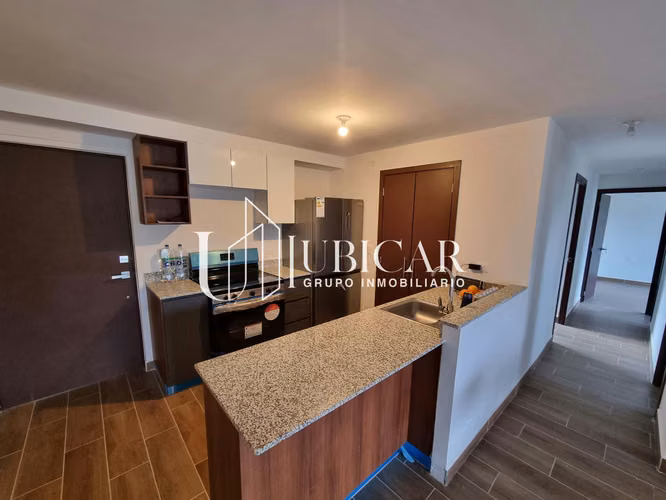 BAJA DE PRECIO, Vendo Apartamento en Senderos zona 16 para estrenar