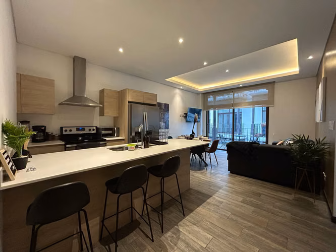 Renta de moderno apartamento amueblado en Lirios de Cayalá - Imagen 10