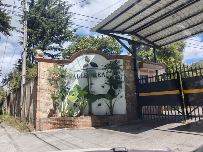 Terreno en Venta en Res. Valle Real Santiago Sac.