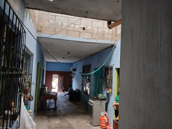 Vendo casa Grande en zona 21 colonia Loma Blanca - Imagen 6