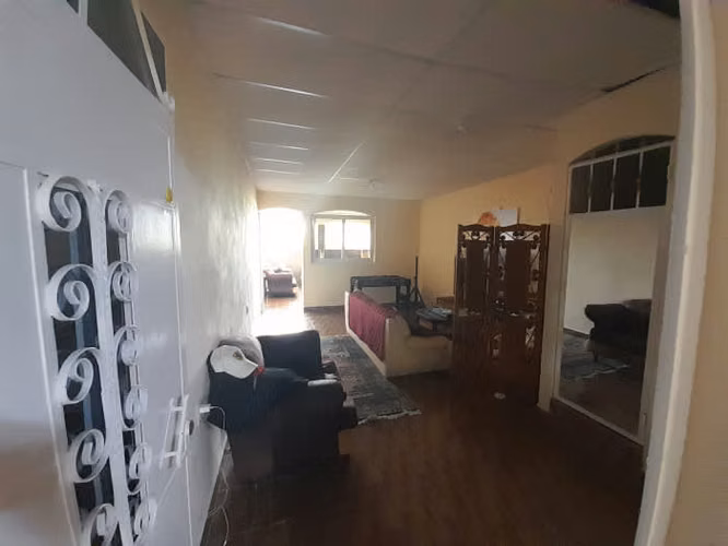 Casa Grande en venta adentro de garita en Prados de V.H
