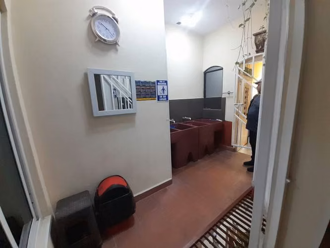 Casa Grande en venta adentro de garita en Prados de V.H