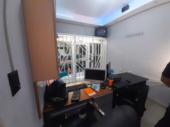 Casa Grande en venta adentro de garita en Prados de V.H