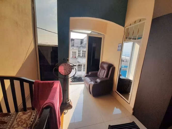 Casa Grande en venta adentro de garita en Prados de V.H