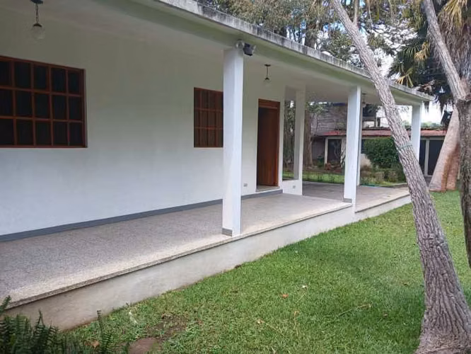 Vendo Linda Casa con terreno en Fraijanes - Imagen 10