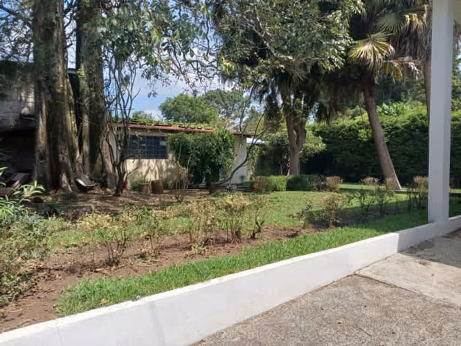 Vendo Linda Casa con terreno en Fraijanes - Imagen 15