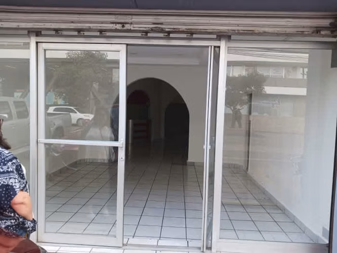 Local Comercial en zona 9