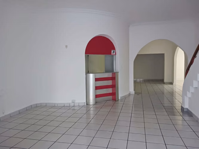 Local Comercial en zona 9