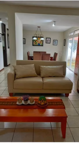 Casa en Venta Carr.  EL Salvador Res Villas del Bosque