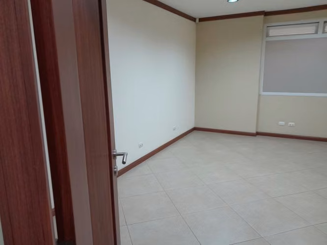 Oficinas en Renta Sobre 8va avenida, en zona 1, Ciudad - Imagen 7