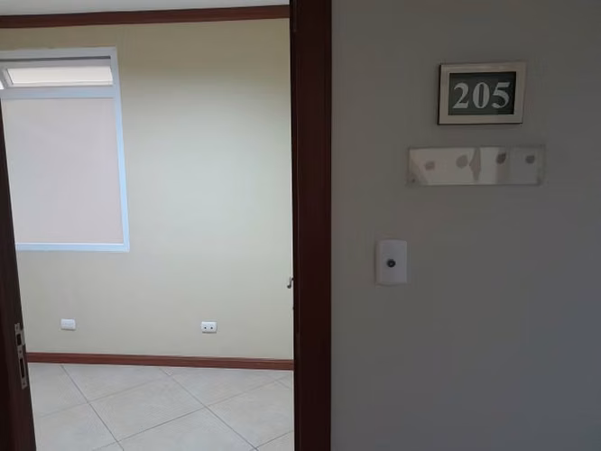 Oficinas en Renta Sobre 8va avenida, en zona 1, Ciudad - Imagen 11