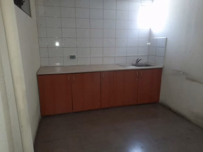 Oficina en Renta sobre 12 calle zona 9
