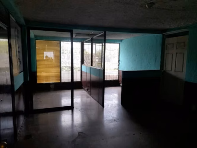 Oficina en Renta sobre 12 calle zona 9