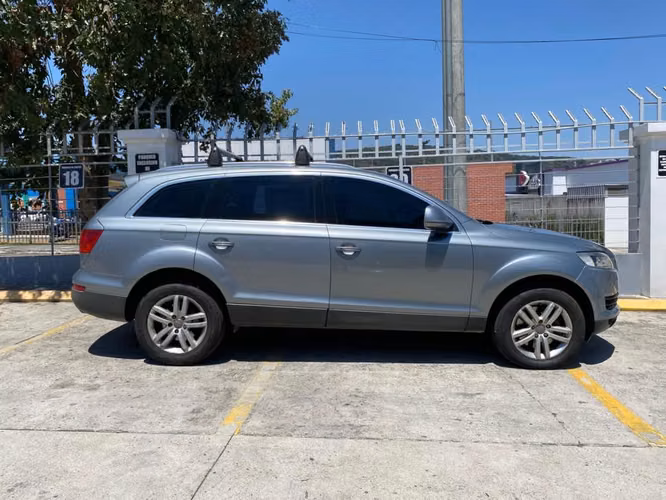 Audi Q7 3.0 TDi Quattro de Agencia Modelo 2008