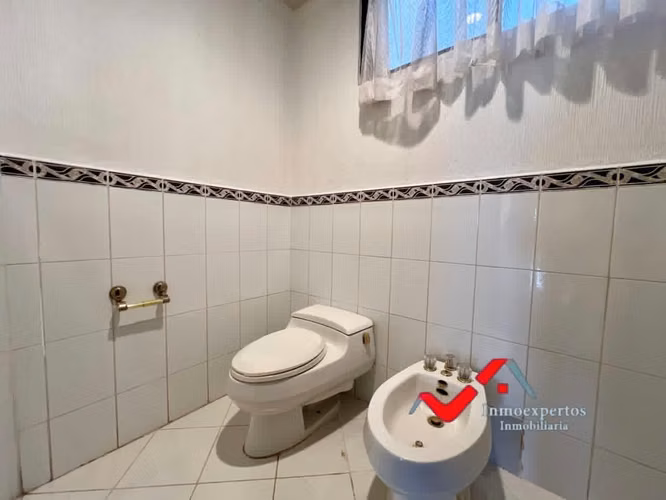 Casa de Lujo en Venta en Montebello II, Km 10 Carretera a El Salvador - Imagen 11