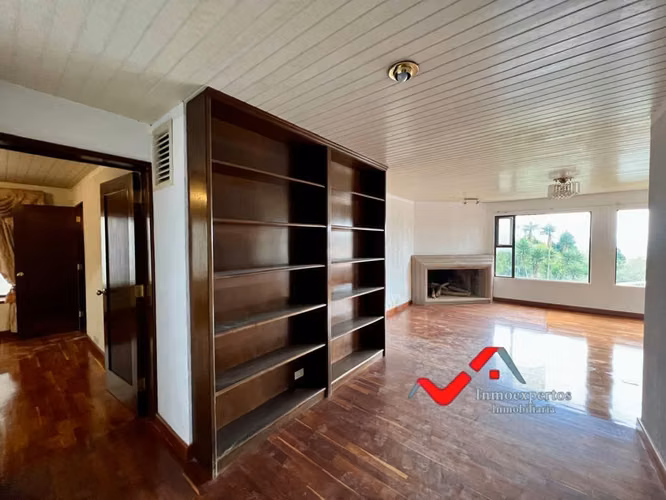 Casa de Lujo en Venta en Montebello II, Km 10 Carretera a El Salvador - Imagen 12