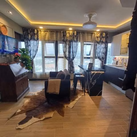 Apartamento Amueblado en Renta Edificio Séptimo Zona 4