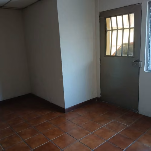Oficina en Alquiler en Zona 10 - Imagen 5