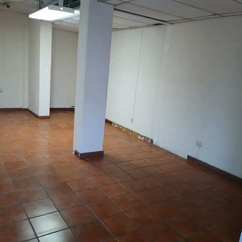 Oficina en Alquiler en Zona 10 - Imagen 10