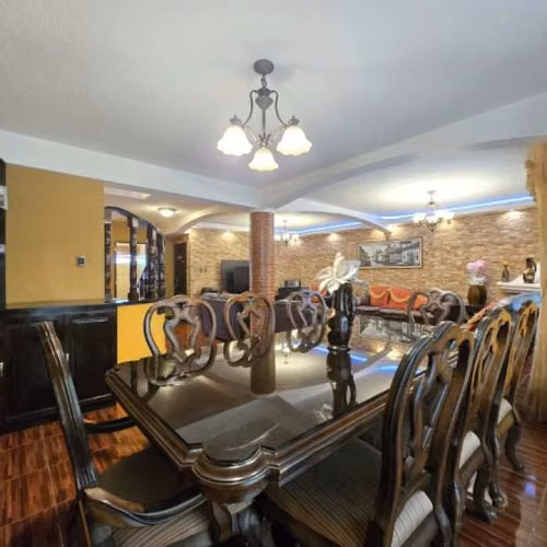 Casa en Venta San Cristóbal Vista al Valle Oriente