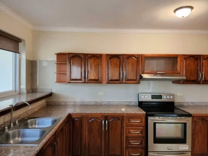 Casa en Venta fuera de garita, por Pinares - Imagen 6