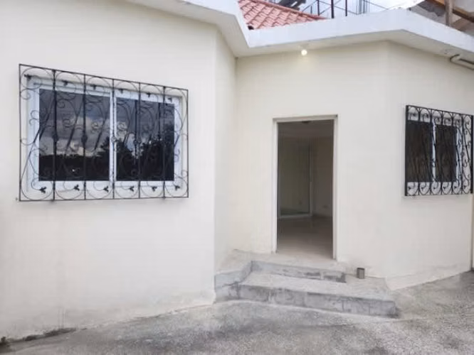 Casa en Venta fuera de garita, por Pinares - Imagen 14