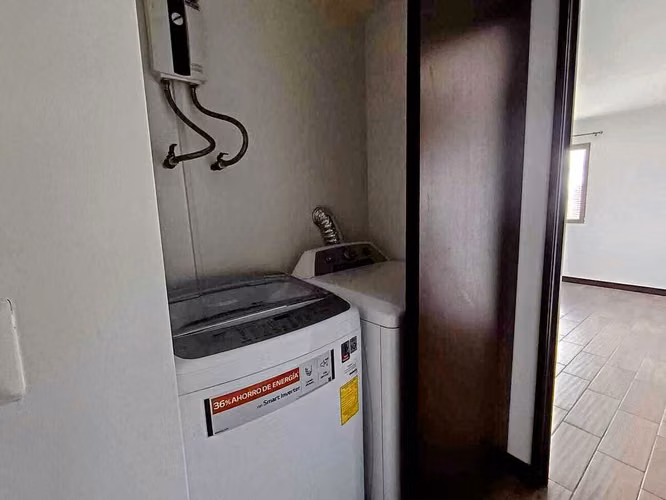 Apto en Venta Zona 10 Edificio Verona - Imagen 8