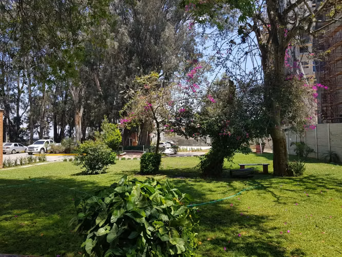 APARTAMENTO EN VENTA ZONA 7 JARDINES DE LA FLORESTA