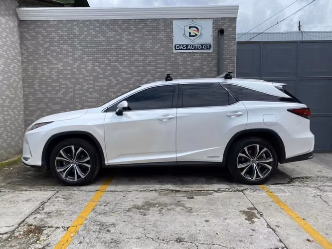 Lexus RX450HL Hybrid 4X4 Automática de Agencia Modelo 2022