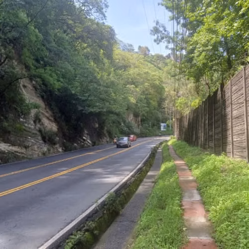Terreno Comercial sobre Carretera Hacia Boca del Monte
