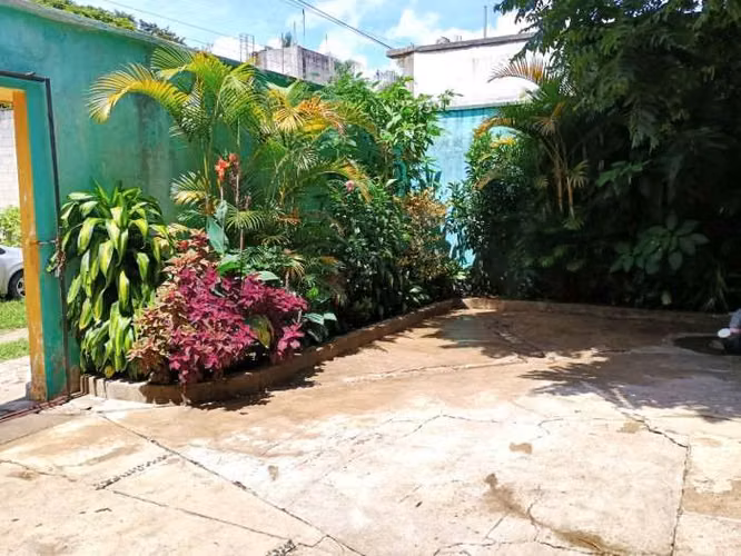 CASA EN VENTA EN CARRETERA A SANTA ELENA BARILLAS