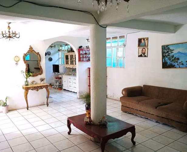 CASA EN VENTA EN CARRETERA A SANTA ELENA BARILLAS