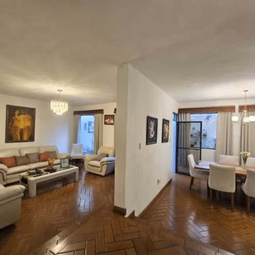 Casa en Venta Valles de San Cristóbal Zona 8 de Mixco
